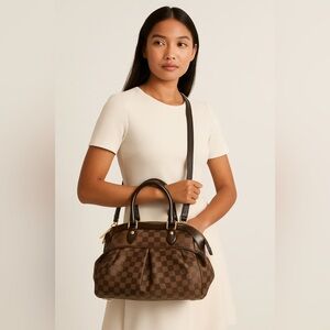 281 Preloved Louis Vuitton Damiere Ebene Trevi PM ($$ Marked Down 2-10-2024)